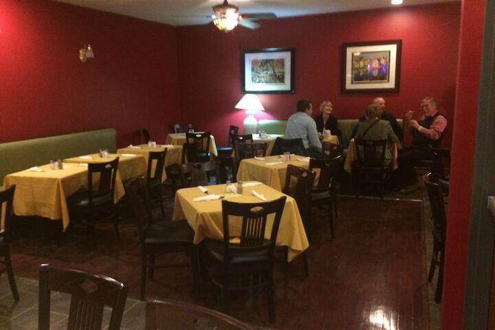 Dining 26 of 45