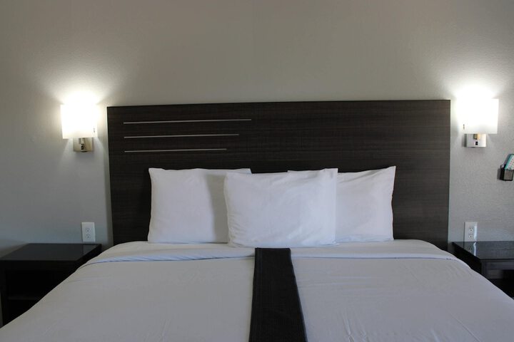 Room 45 of 65