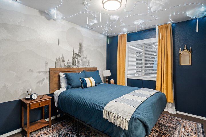 Room 14 of 24