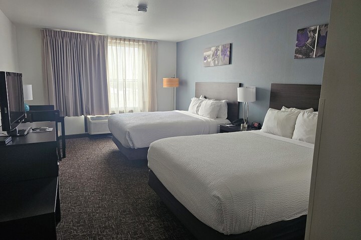 Room 17 of 40