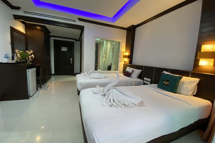 Room 18 of 95
