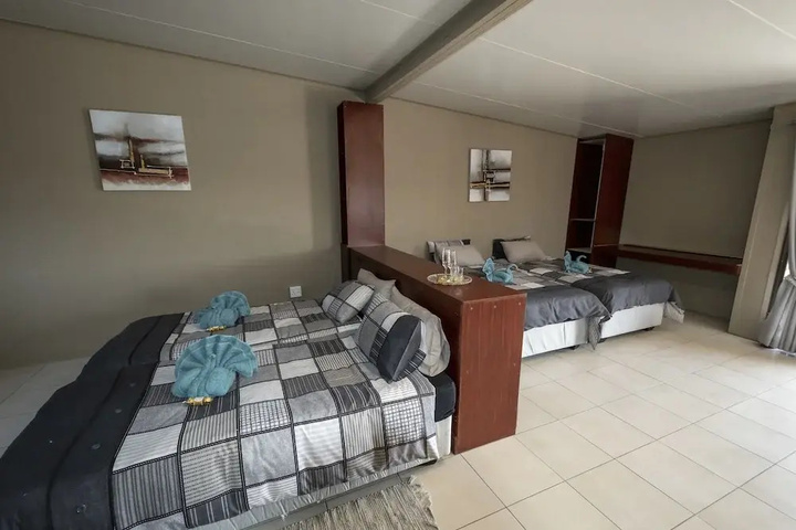 Room 3 of 17