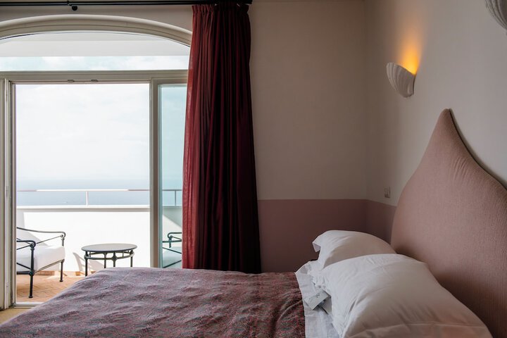 Room 18 of 47