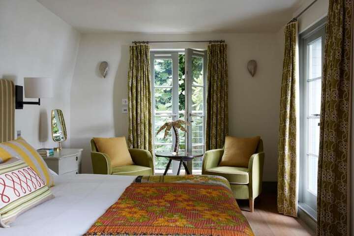 Room 12 of 87