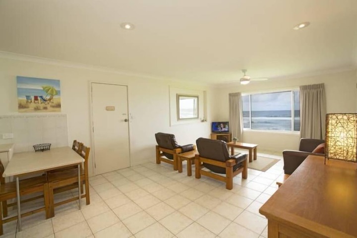 Room 25 of 113