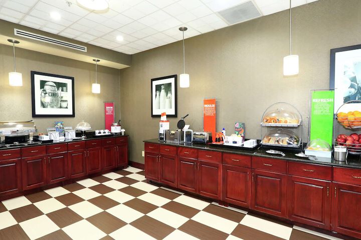 Breakfast/Coffee Service 106 of 115