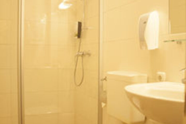 Room 10 of 59