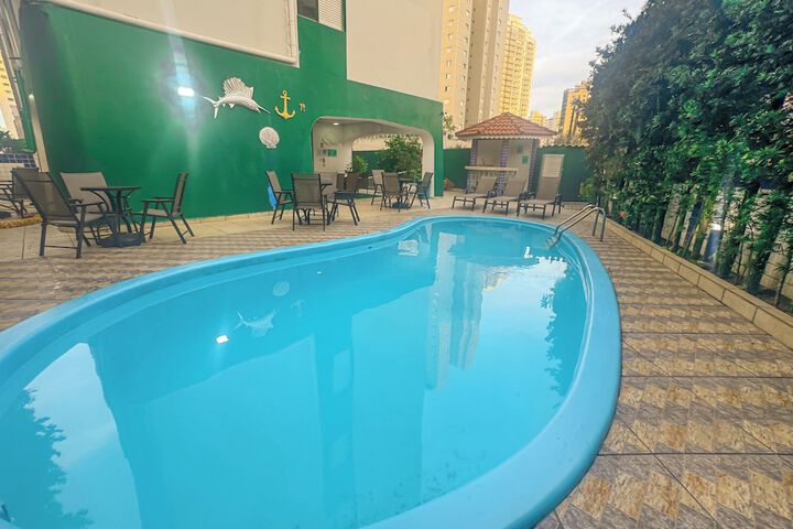 Pool 136 of 171