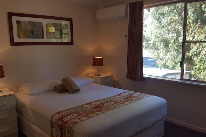 Room 2 of 22