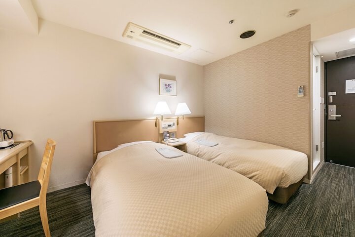 Room 9 of 57
