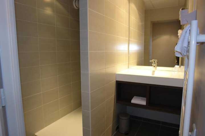 Clean Restrooms