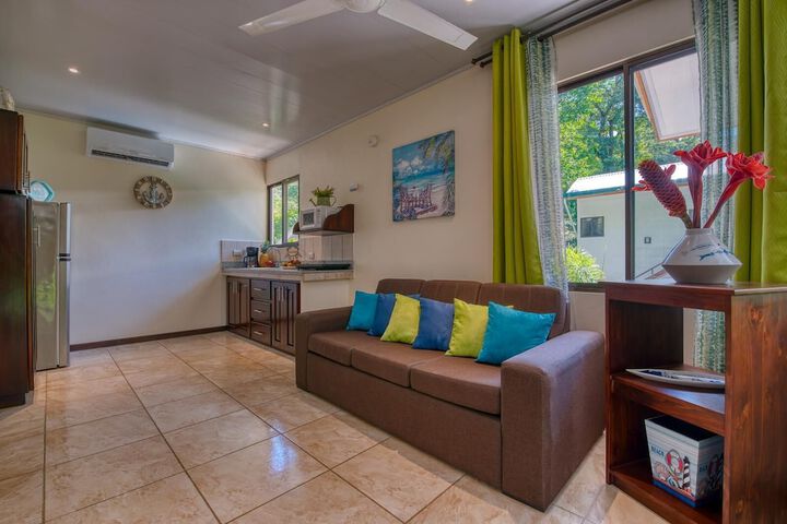 AroCocles Lodge in Cahuita