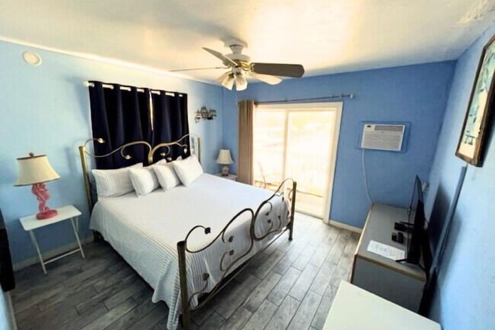 Room 8 of 56
