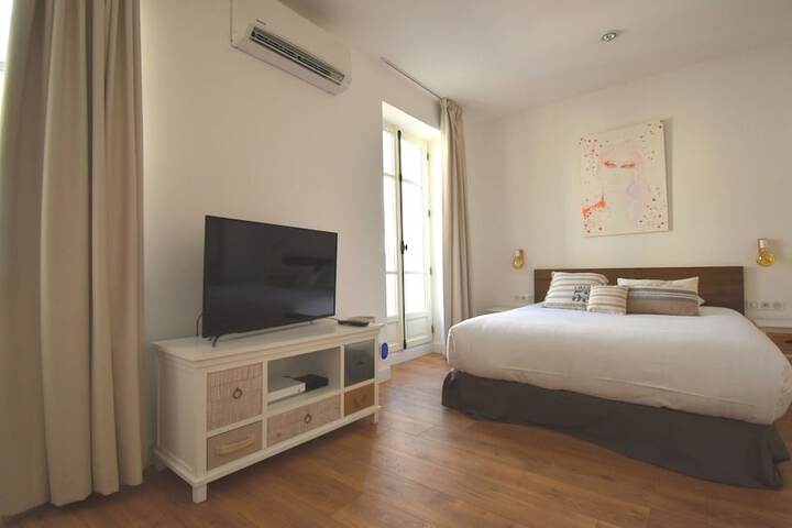 Room 7 of 309