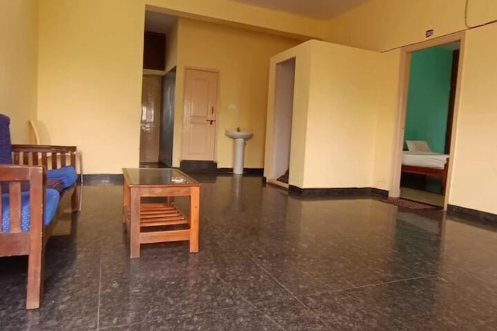 Room 11 of 14