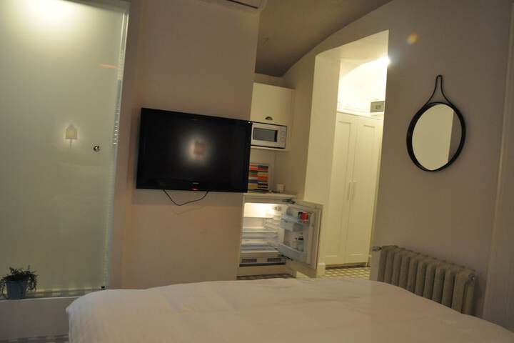 Room 15 of 58