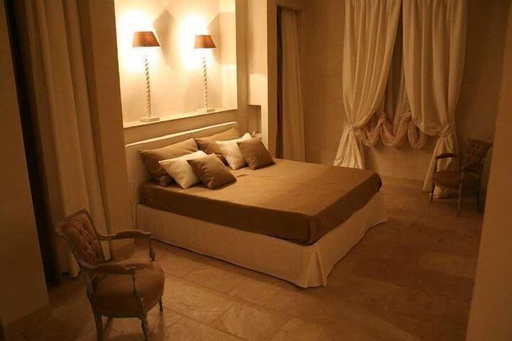 Room 34 of 92