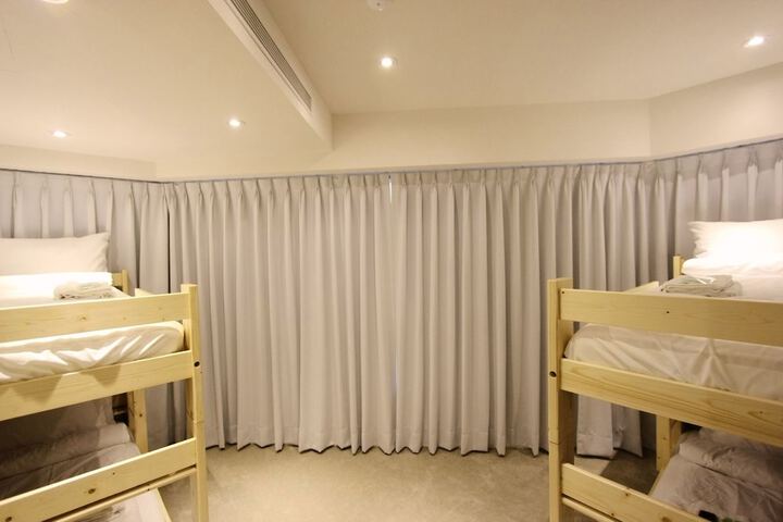 Room 30 of 80