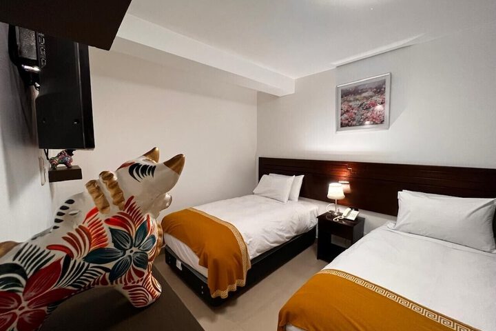 Room 44 of 64