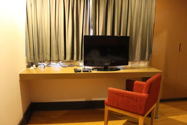 Room 19 of 52