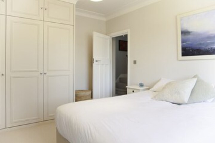 Room 12 of 20