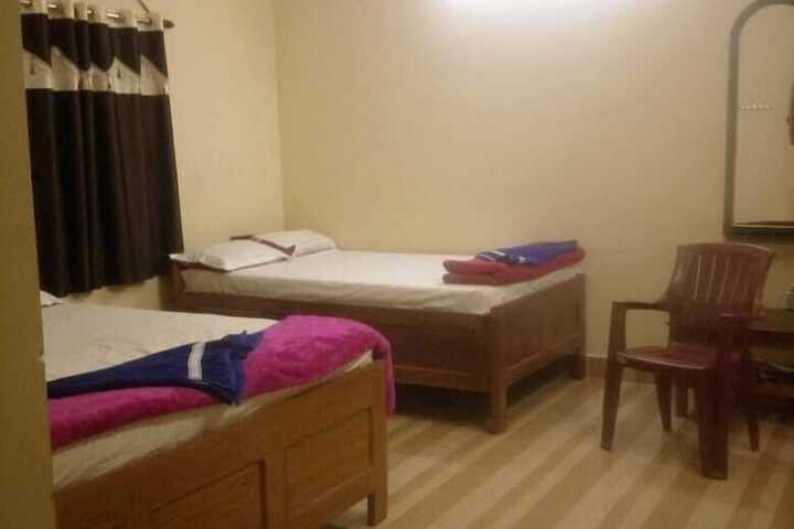 Room 26 of 125