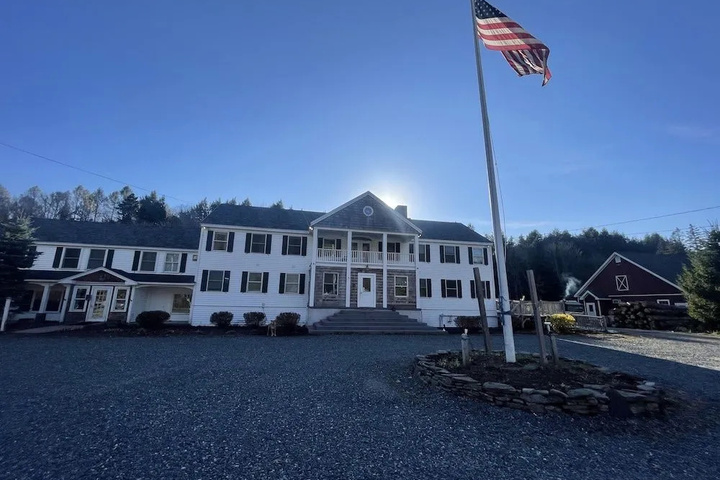 Image of SUGAR MAPLE INN