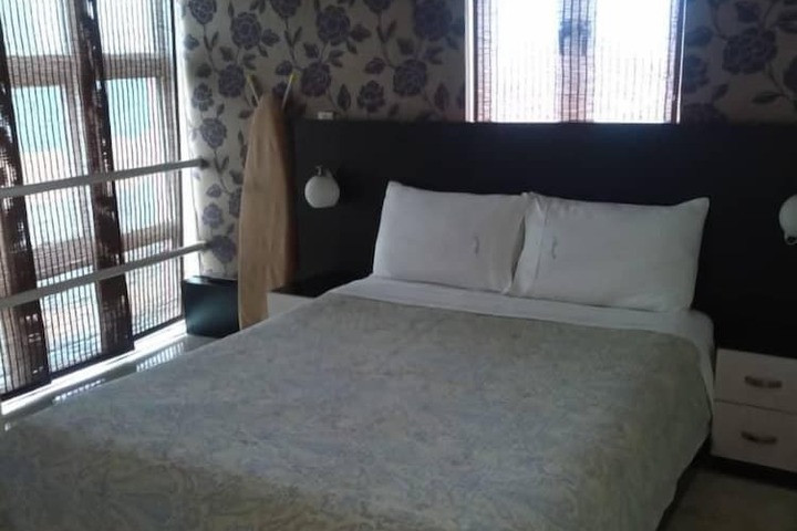 Room 3 of 18