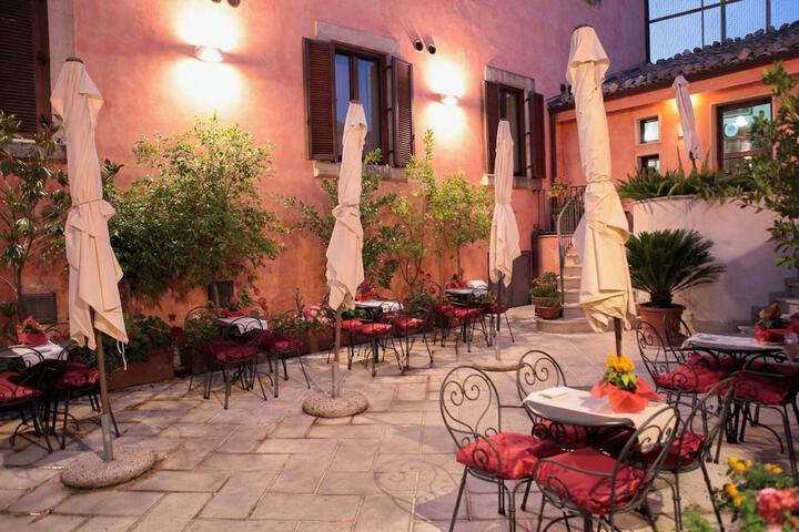 Terrace/Patio 20 of 32