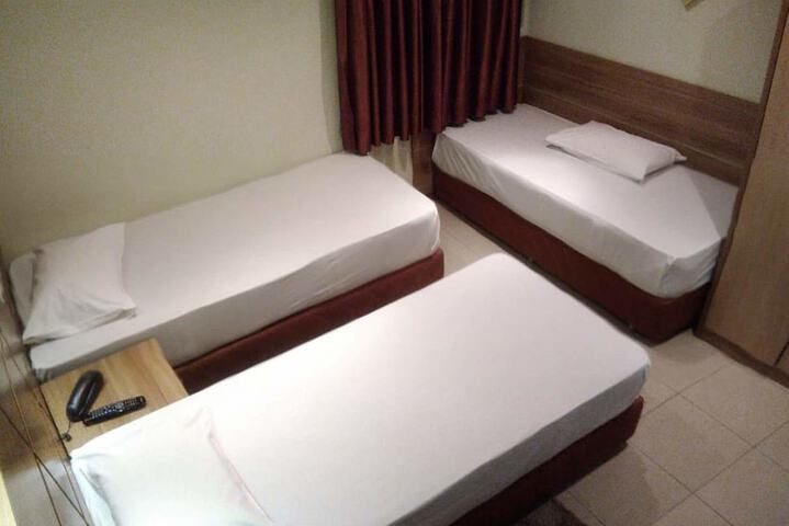 Room 10 of 41