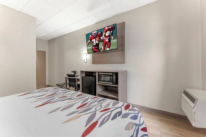 Room 16 of 37