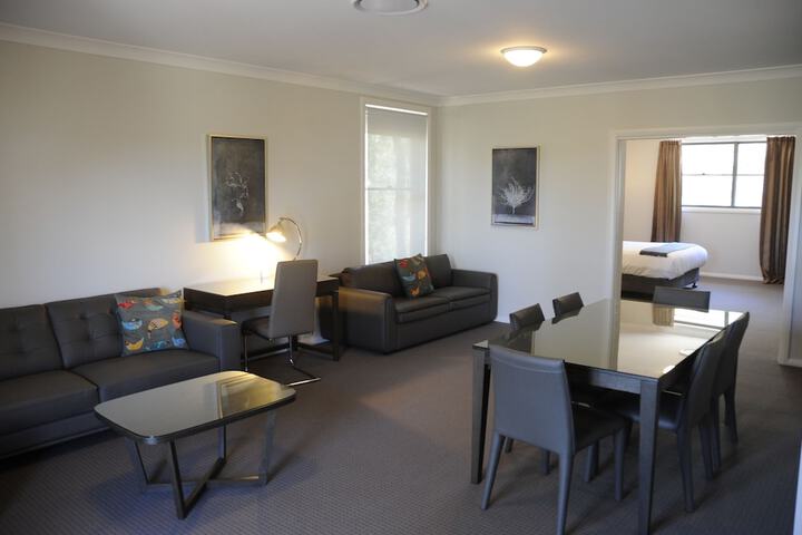 Room 14 of 27