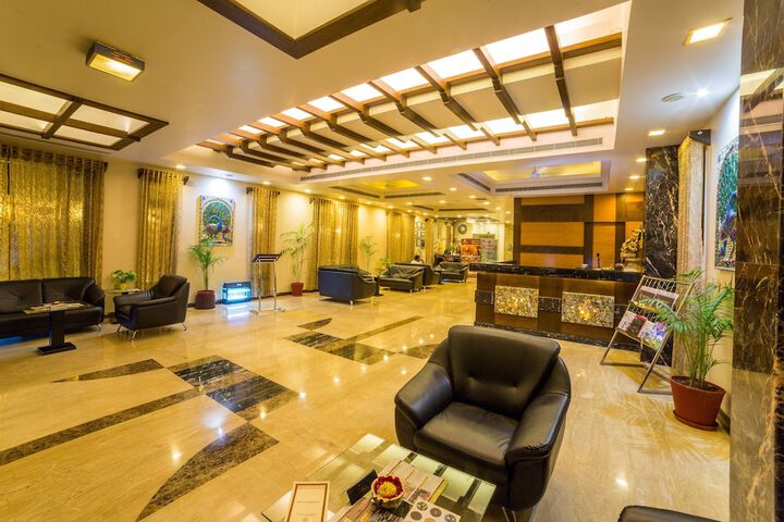 Hotel 2 of 83