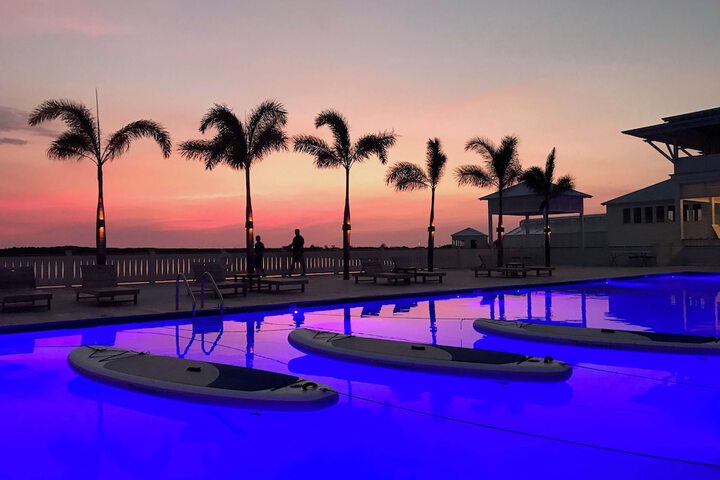 Pool 125 of 238