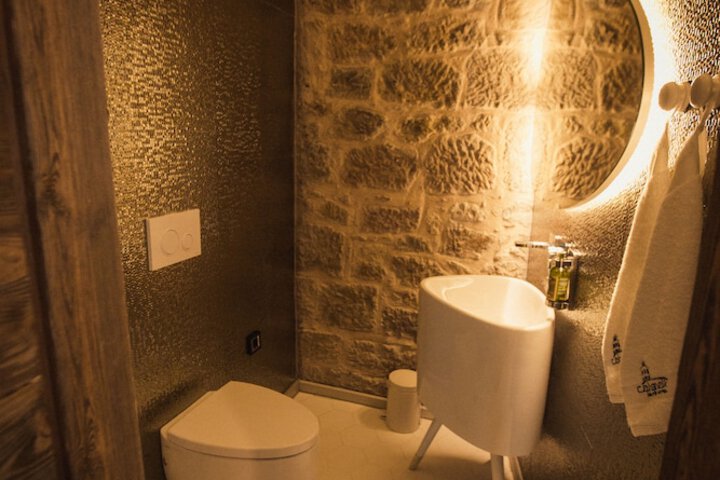 Bathroom Interior Photo