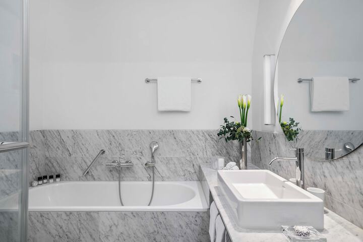 Room 40 of 63
