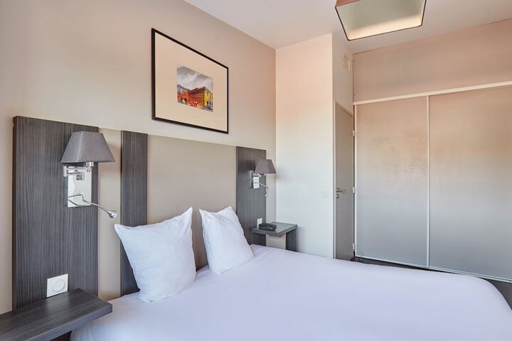 Room 56 of 115