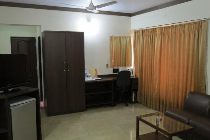 Room 22 of 37
