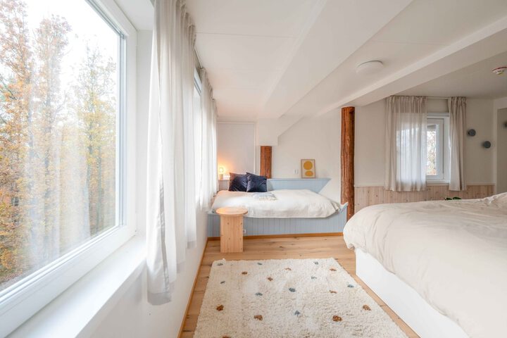Room 8 of 41