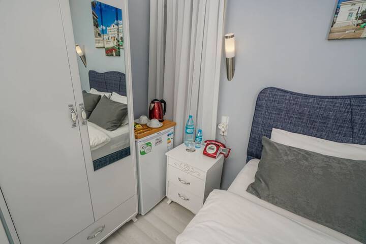 Room 22 of 55