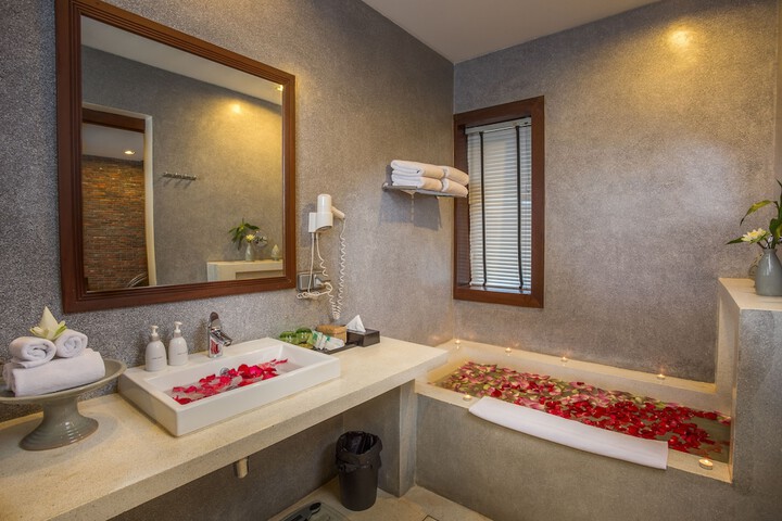 Bath Interior