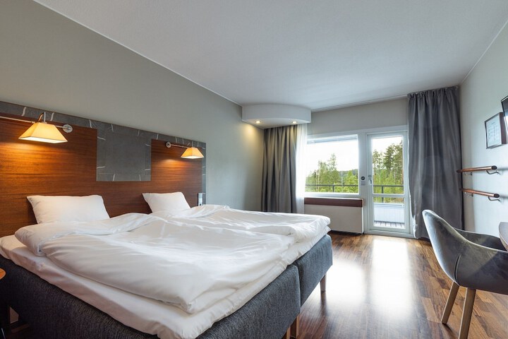 Room 5 of 26