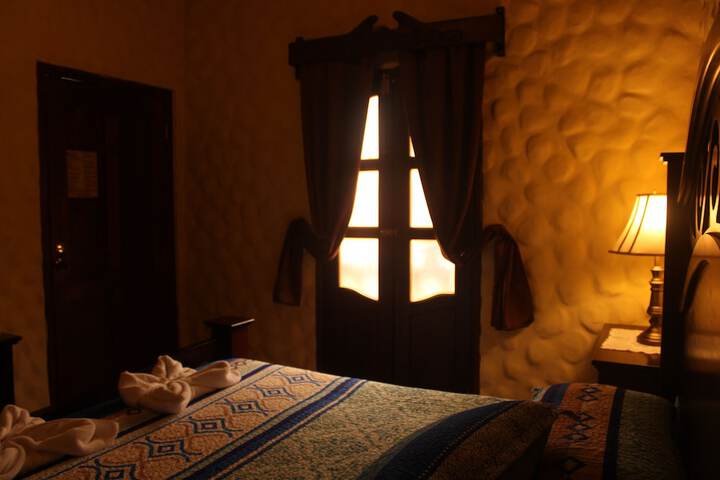 Room 11 of 26