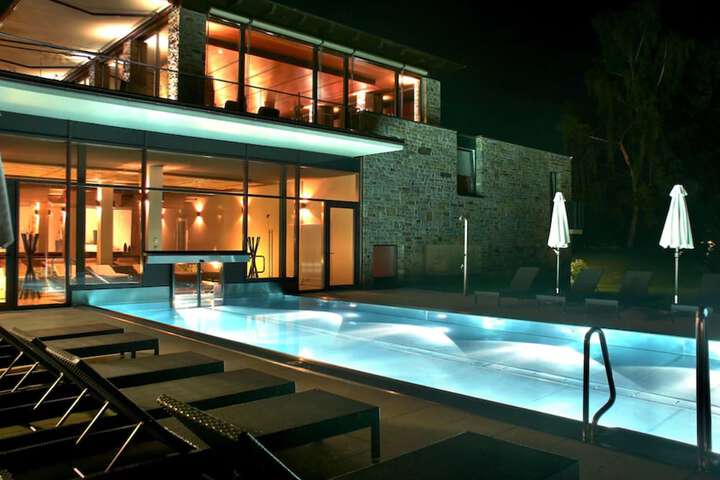 Pool 37 of 79