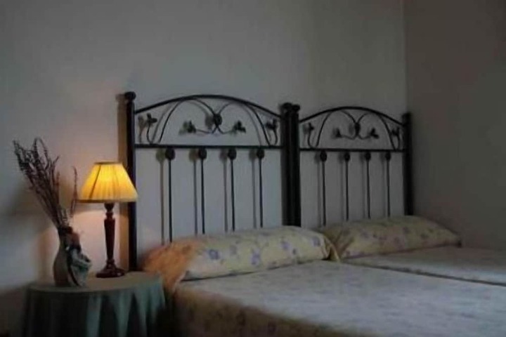 Room 12 of 29
