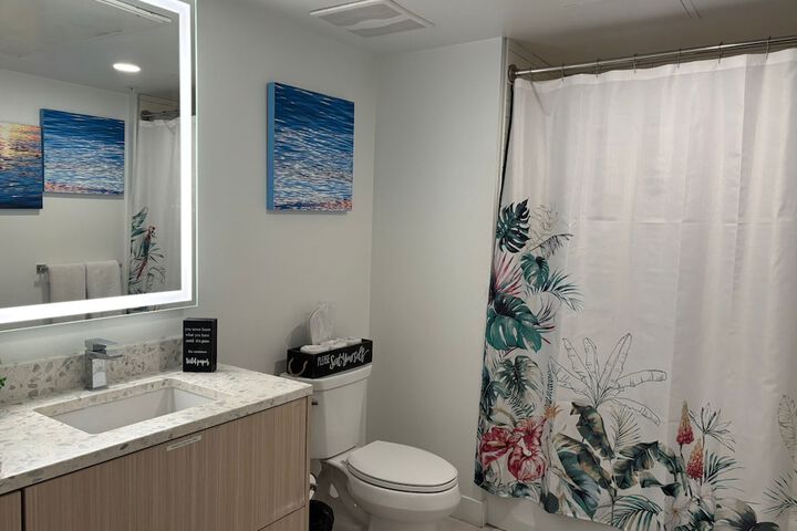 Room 107 of 130