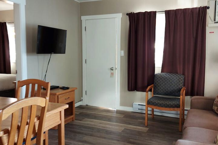 Room 98 of 176