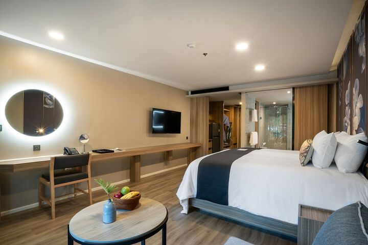 Room 18 of 83