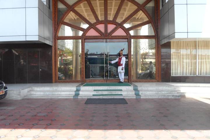 Hotel 66 of 66