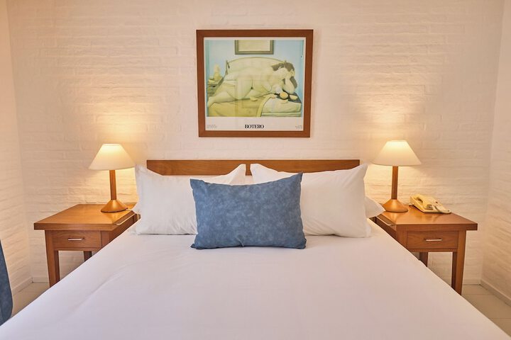 Room 14 of 49